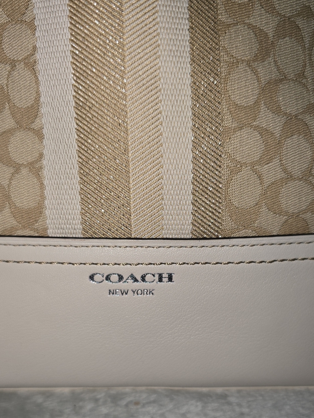 NWT Coach 'Legacy Stripe' Signature Swingpack - Picture 11 of 11